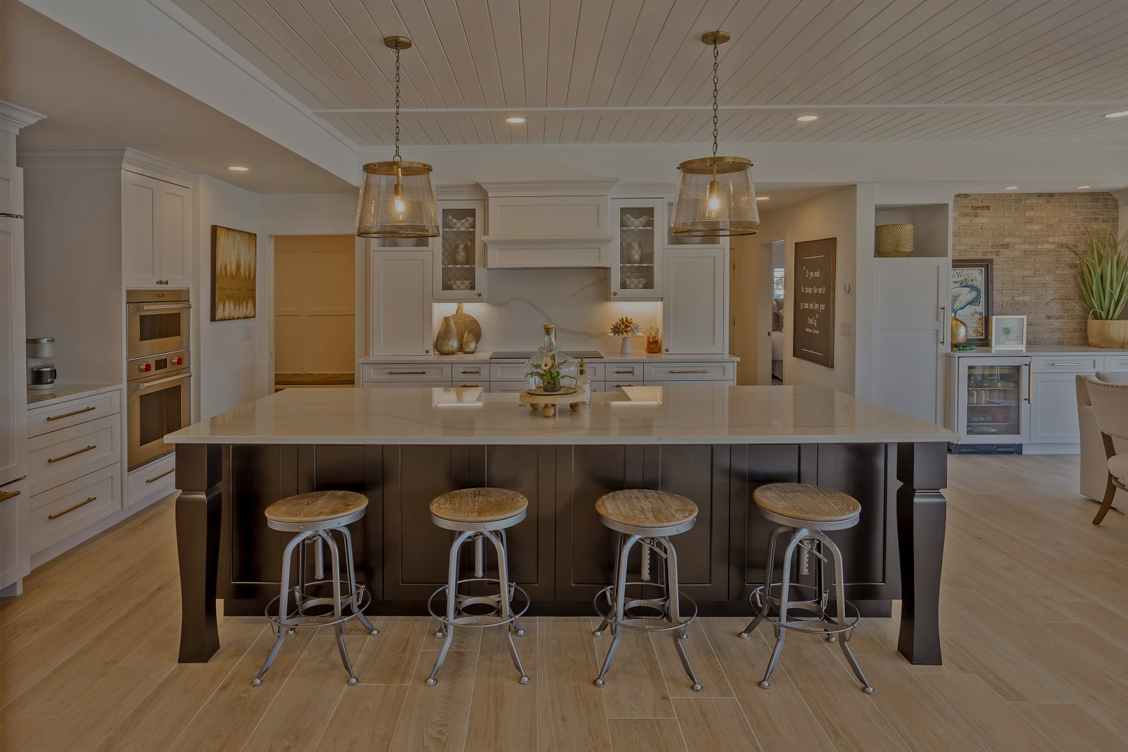 beautiful white kitchen